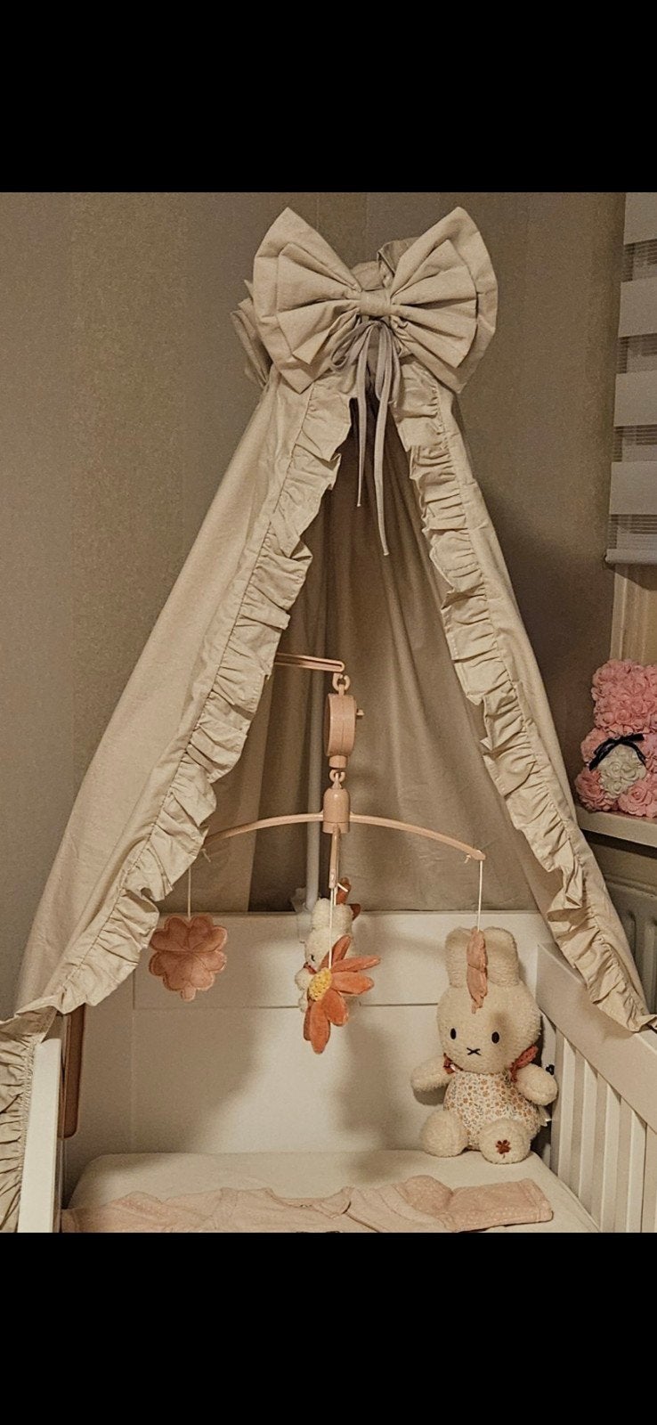 Beige Hemeltje met Ruffle en Standaard - Nieuw!, Ophalen of Verzenden, Zo goed als nieuw, Overige typen