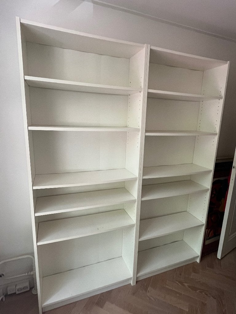 2 hoge witte Billy boekenkasten ikea, Huis en Inrichting, Kasten | Boekenkasten, Ophalen, Met plank(en), Kunststof, Gebruikt