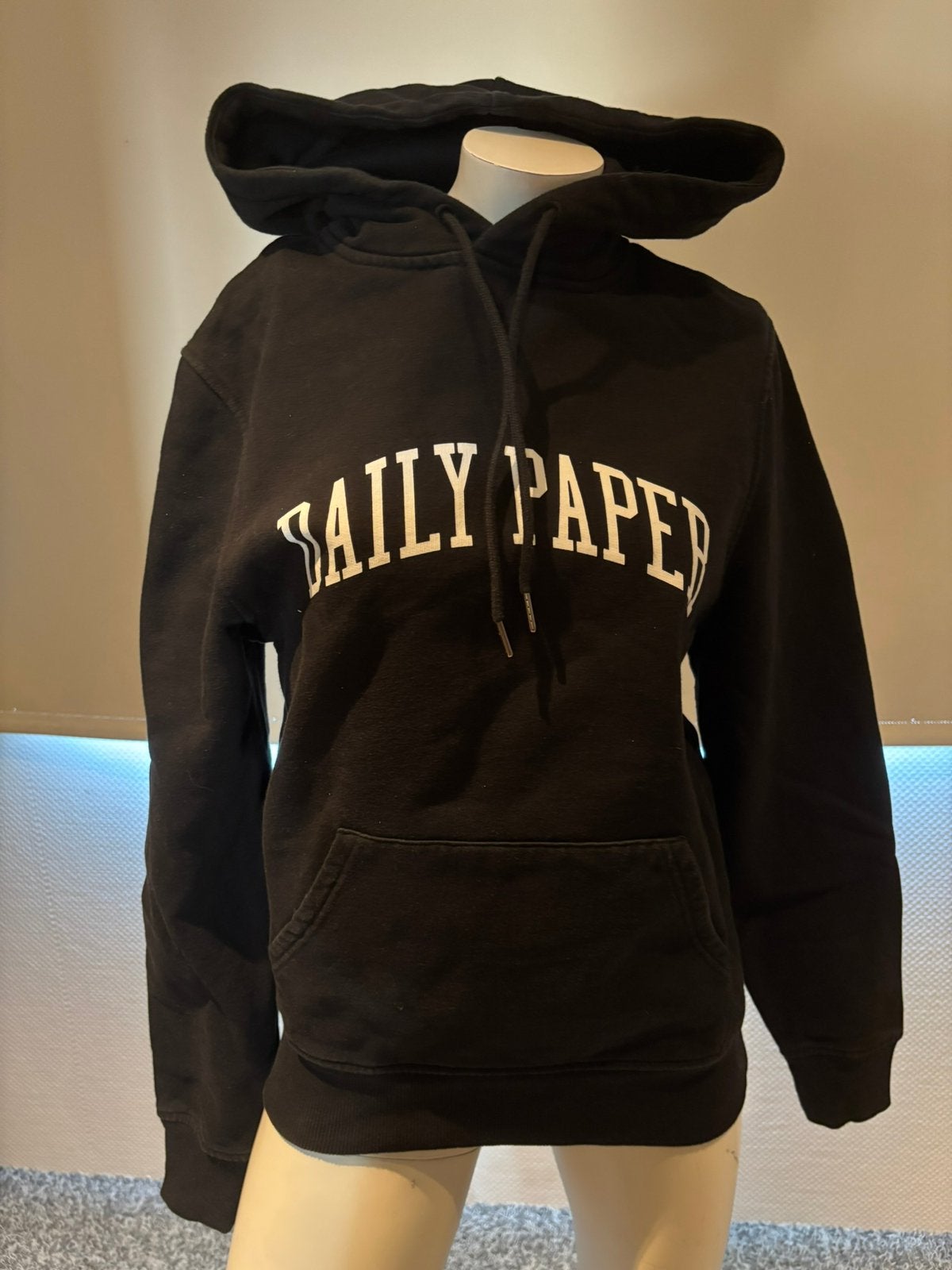 Daily paper hoodie maat xs, ., Zwart, Ophalen of Verzenden, Zo goed als nieuw