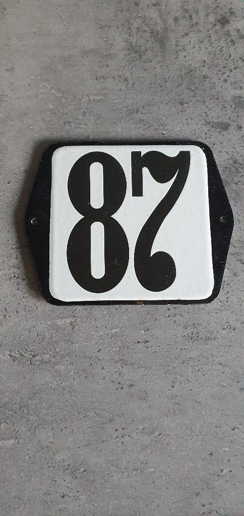 Huisnummer 87, Ophalen of Verzenden