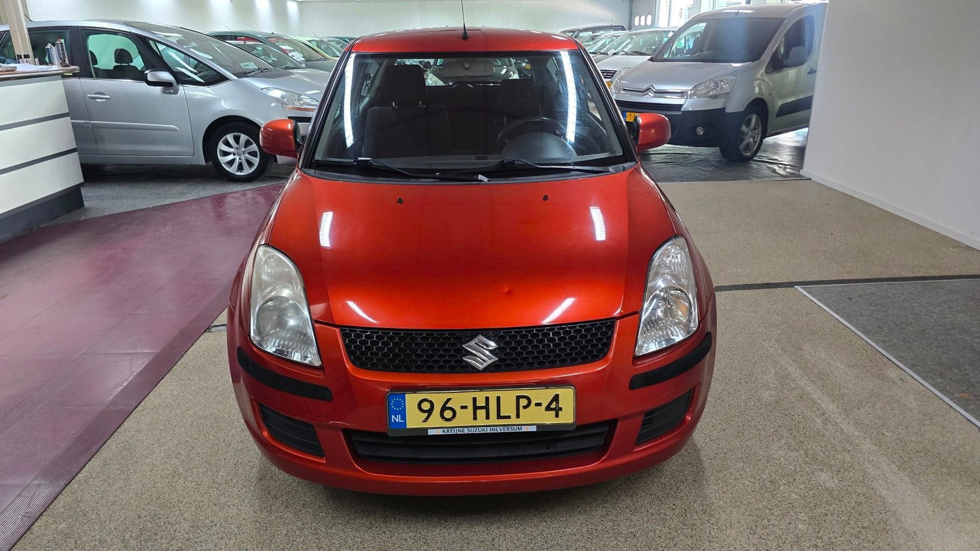 Suzuki Swift 1.3 Comfort Lage km STAND!, 31 €/maand, 400 kg, Swift, Origineel Nederlands