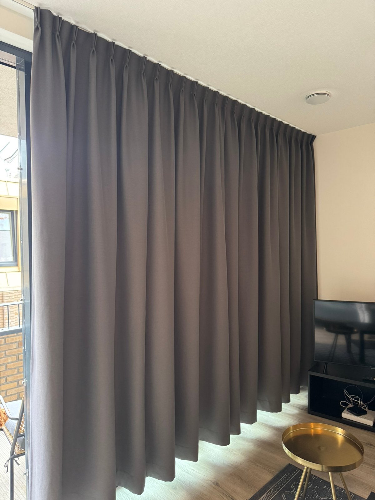 Verduisterende gordijnen donkergrijs – 300 x 250 cm, Ophalen, Zo goed als nieuw