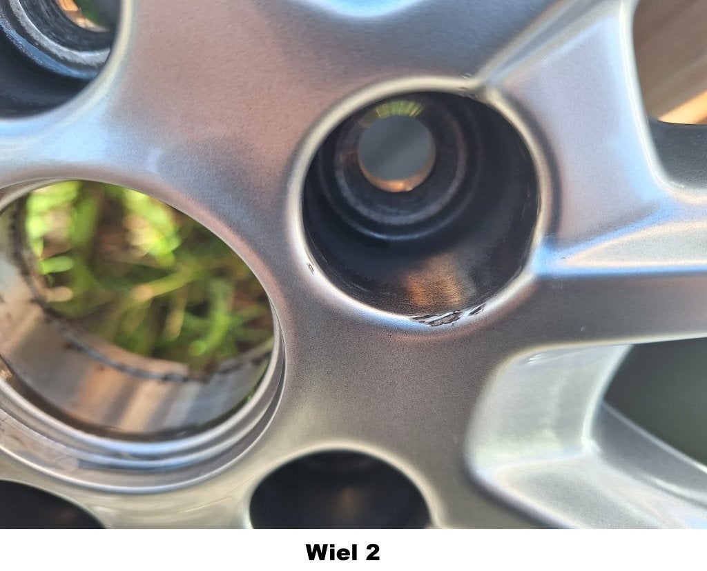 Foto 9 van Originele 18 Inch velgen Ford Kuga Vignale