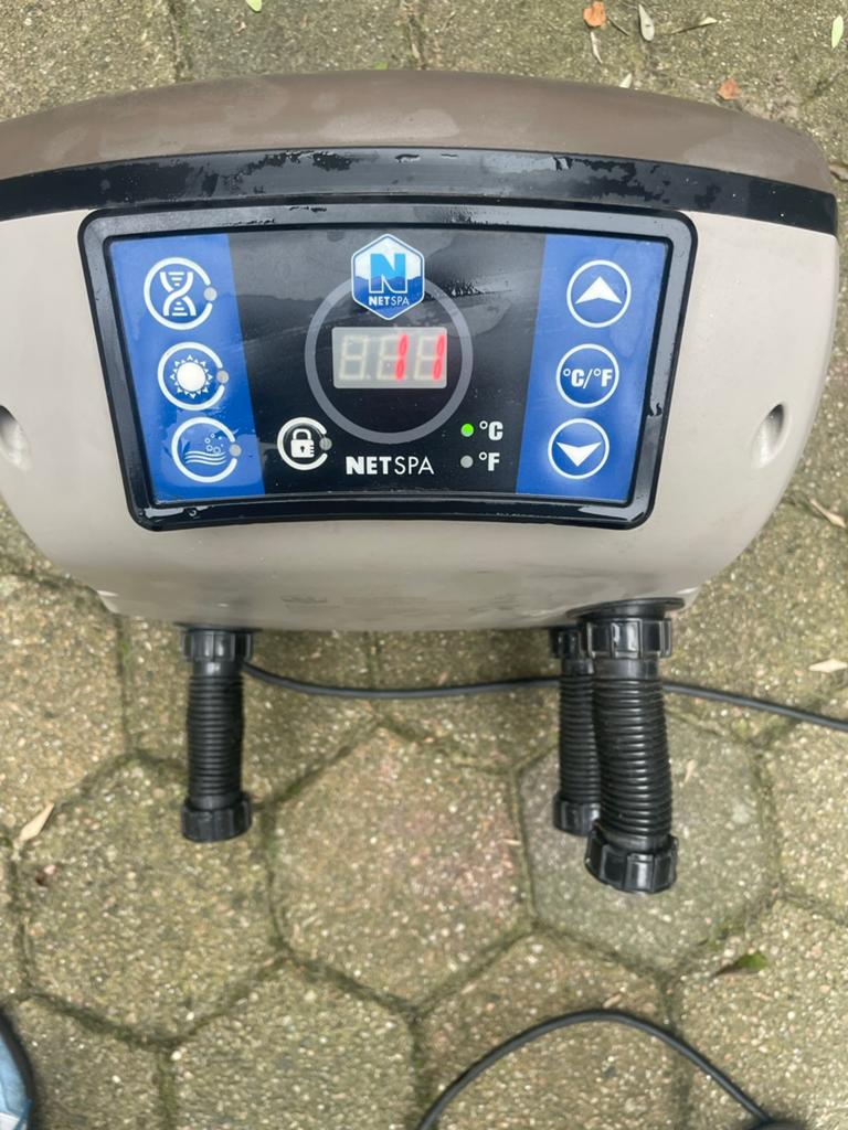 Jaccuzi pomp, Ophalen, Zo goed als nieuw, Pomp