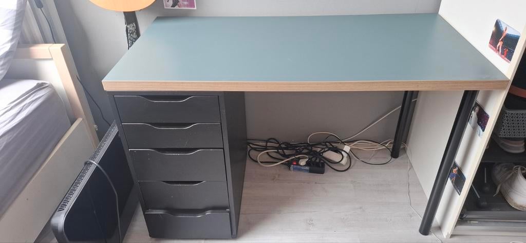 IKEA bureau met ladeblok, Huis en Inrichting, Ophalen, Met lades, Gebruikt, Spaanplaat of MDF