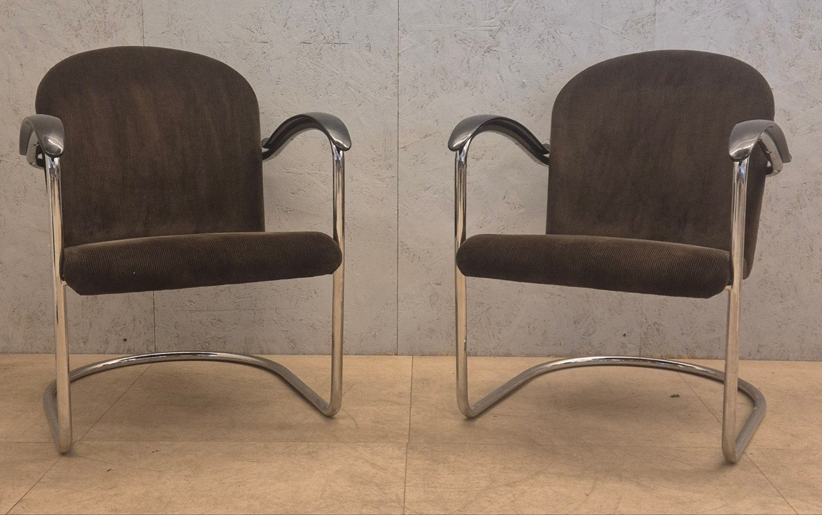 2 Gispen 414 fauteuils – Dutch Originals / Gispen Classics, Ophalen, Gebruikt, Zwart, Stof