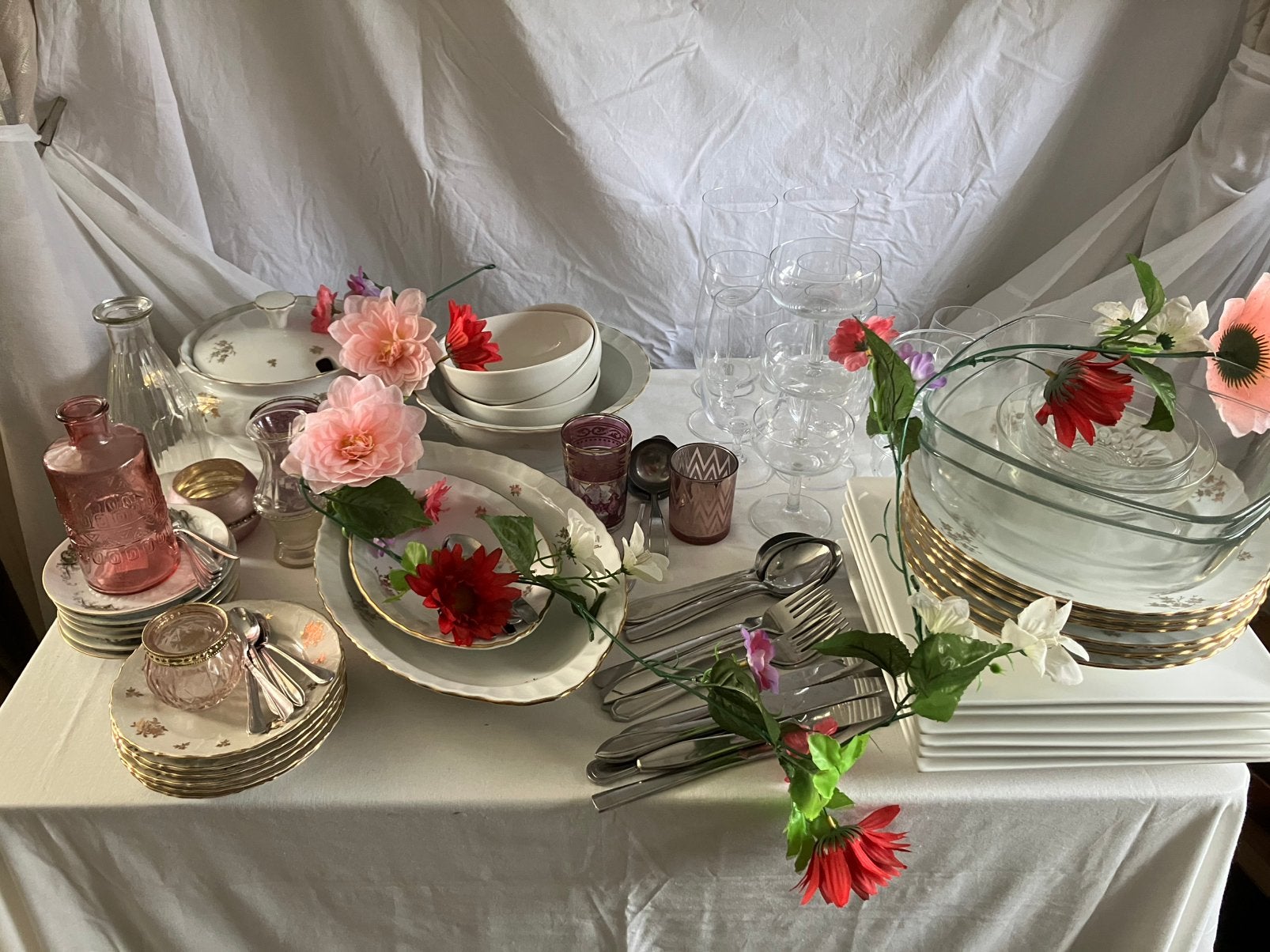 21 diner - sweet 16 - high tea - bruiloft servies, Antiek en Kunst, Ophalen of Verzenden