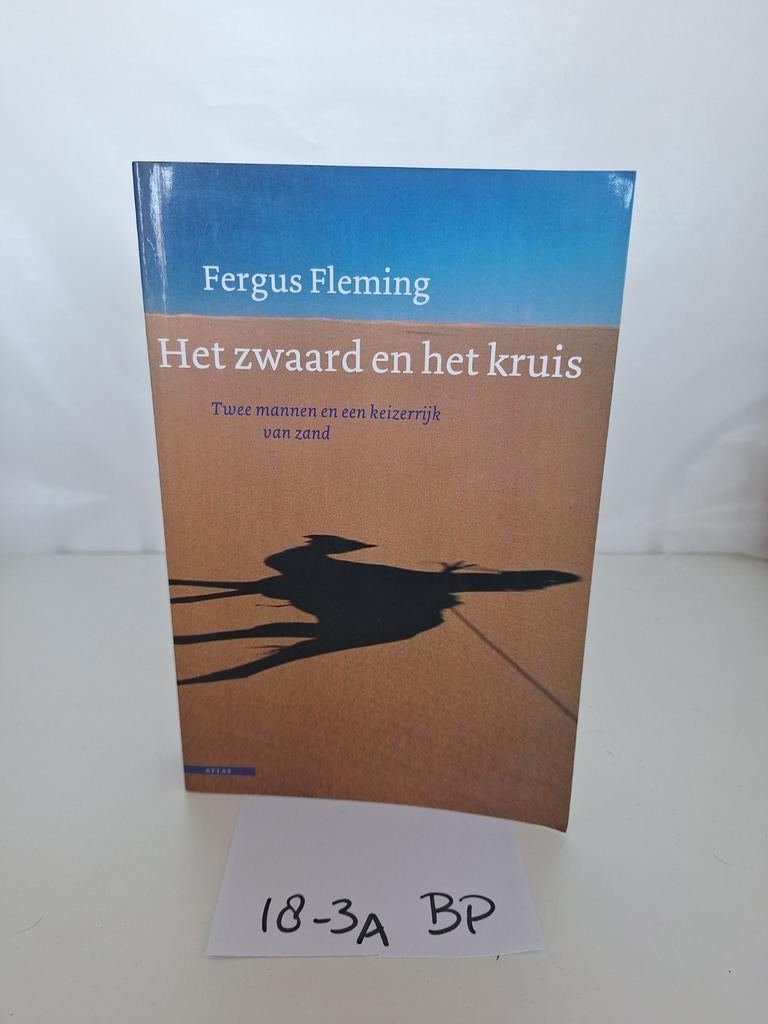 Het zwaard en het kruis - Fergus Fleming, Ophalen of Verzenden, 20e eeuw of later, Gelezen, Fergus Fleming