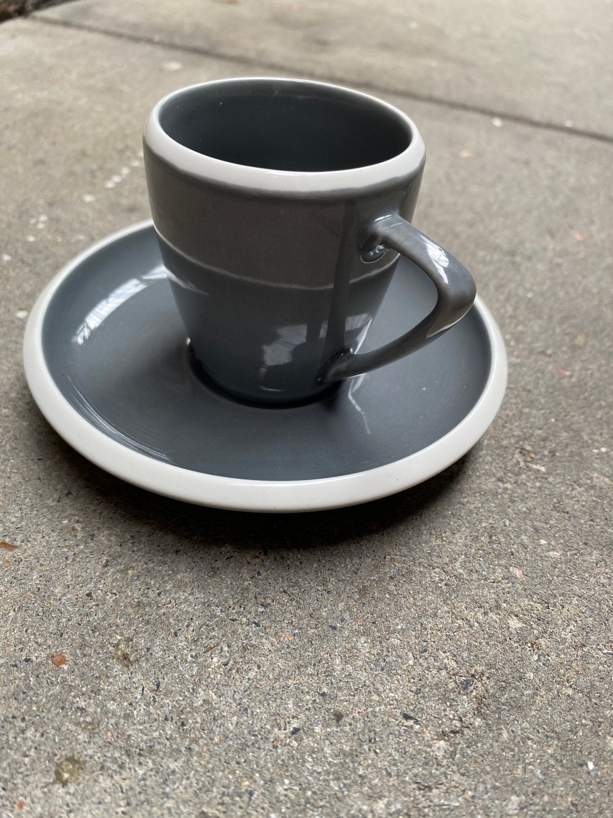 Expresso kope n schotel van salt en pepper, Ophalen of Verzenden, Zo goed als nieuw, Overige stijlen, Kop(pen) en/of Schotel(s)