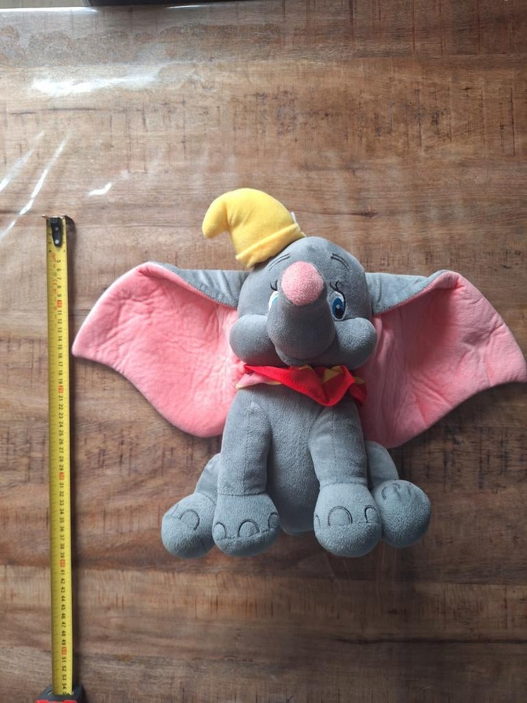 Disney Dombo knuffel 35cm, Disney, Ophalen of Verzenden, Zo goed als nieuw, Overige typen