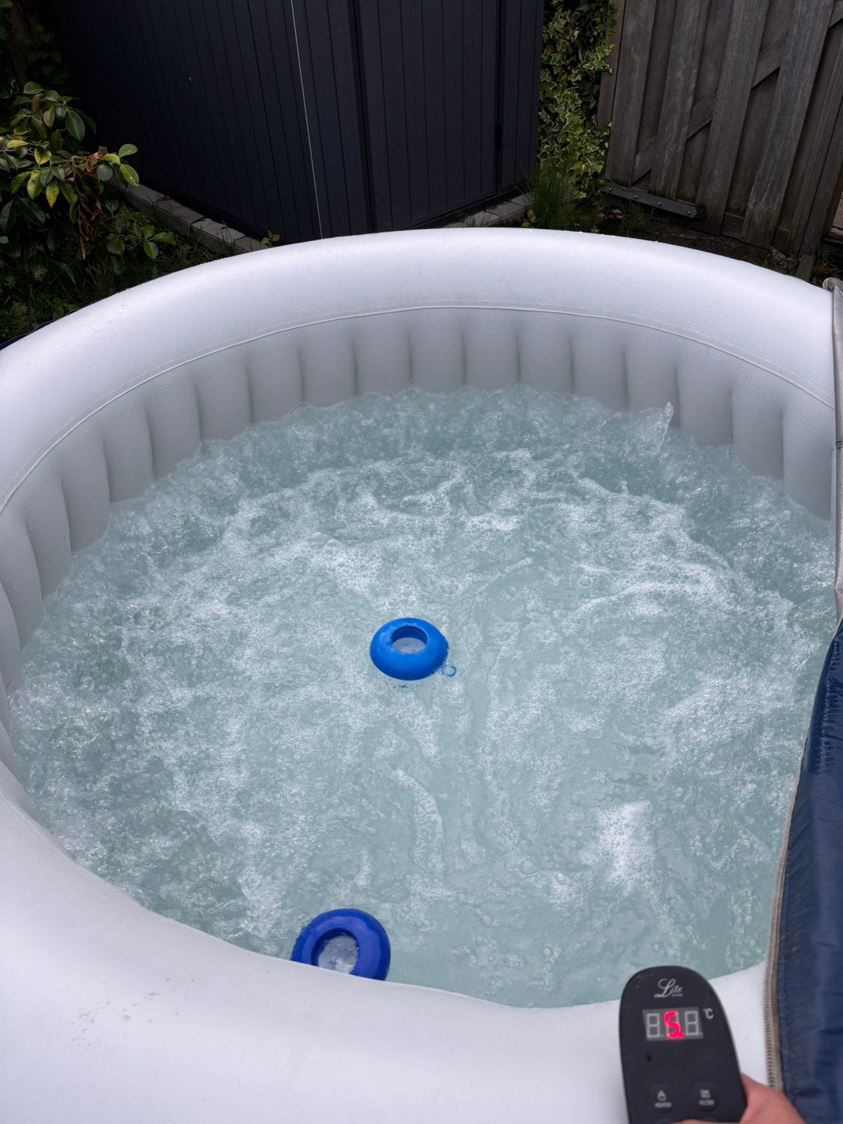 Opblaasbare jacuzzi van het merk mspa, Ophalen, Gebruikt, Filter, Opblaasbaar