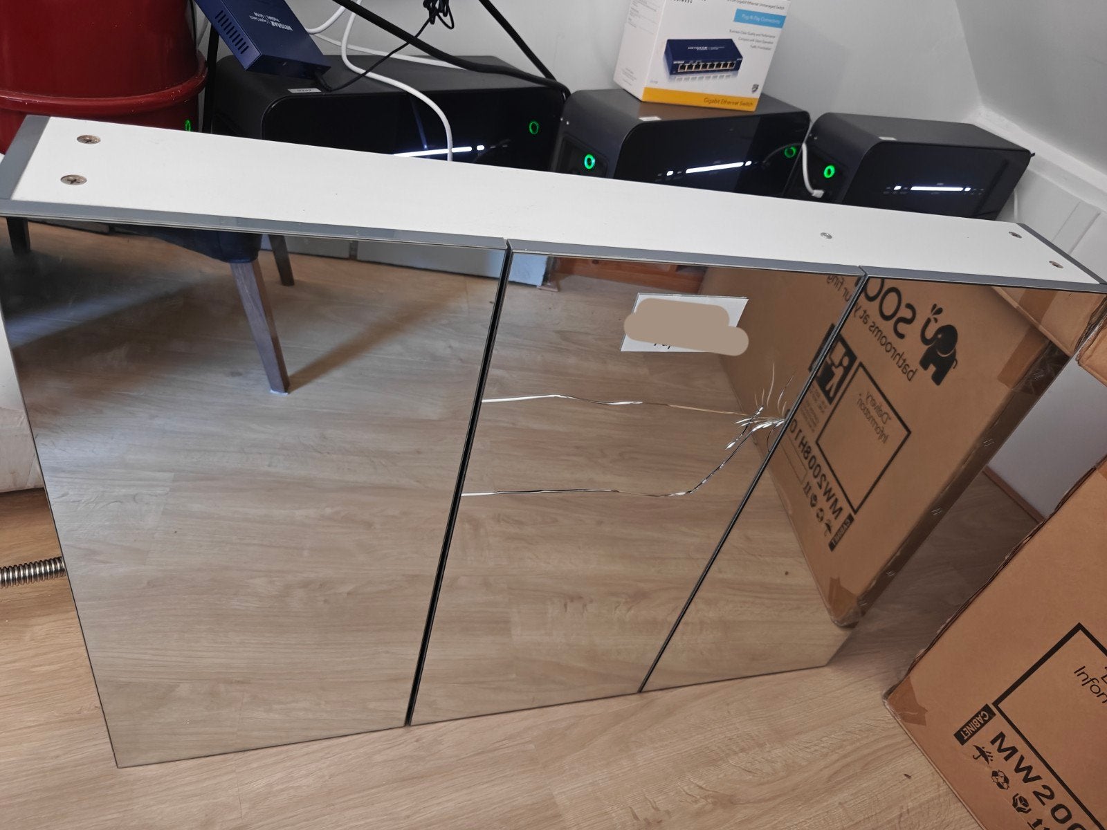 Nieuwe spiegelkast badkamer B100*D15*H70 gebarsten spiegel, Ophalen, Spiegelkast, Nieuw, 50 tot 100 cm