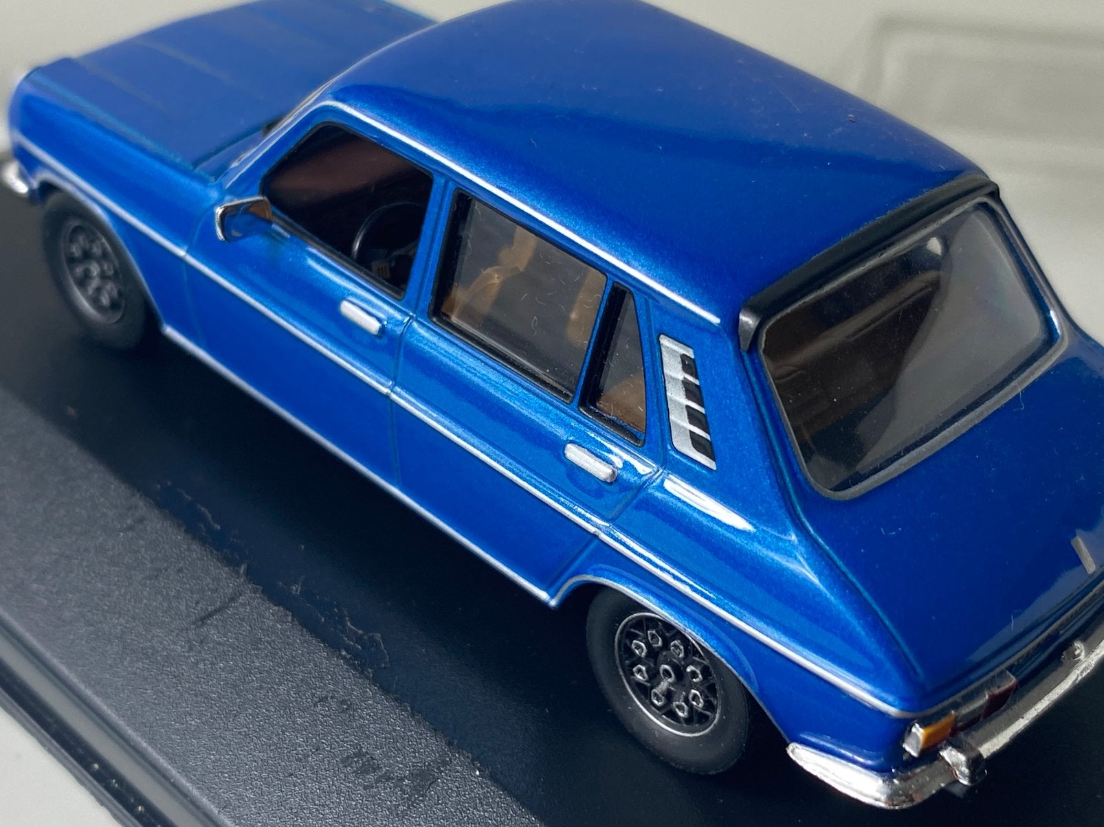 1:43 simca 1100 Ti-rare item-in vitrinebox, Ophalen of Verzenden, Auto, Norev