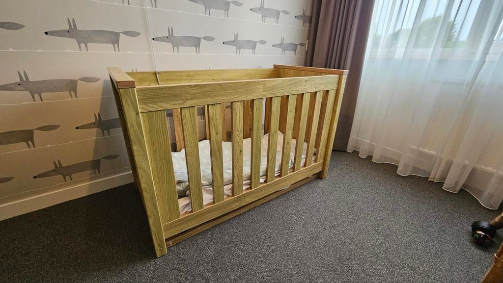 Complete babykamer: ledikant, kledingkast en commode, Kinderen en Baby's, Gebruikt, 50 tot 70 cm, 105 cm of meer, Ophalen of Verzenden