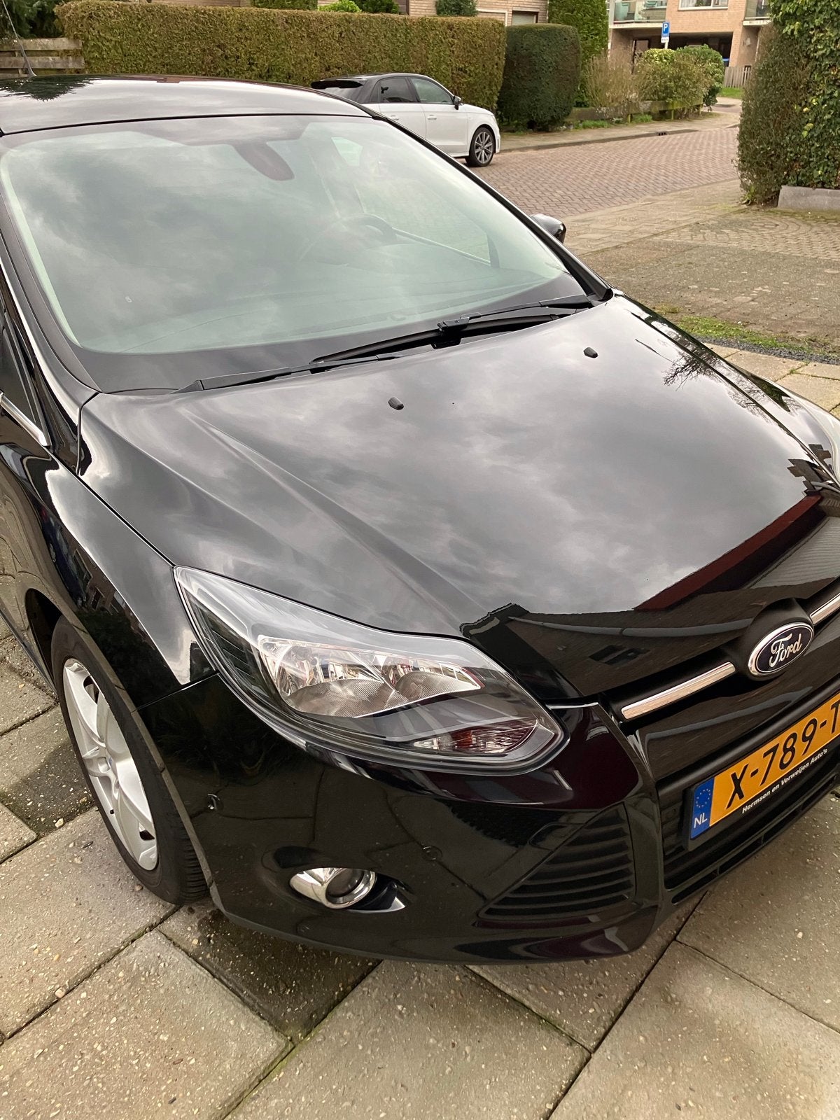 Ford Focus 1.0 Ecoboost 74KW 5-D 2012 Zwart, Auto's, Stof, Zwart, 635 kg, 100 pk