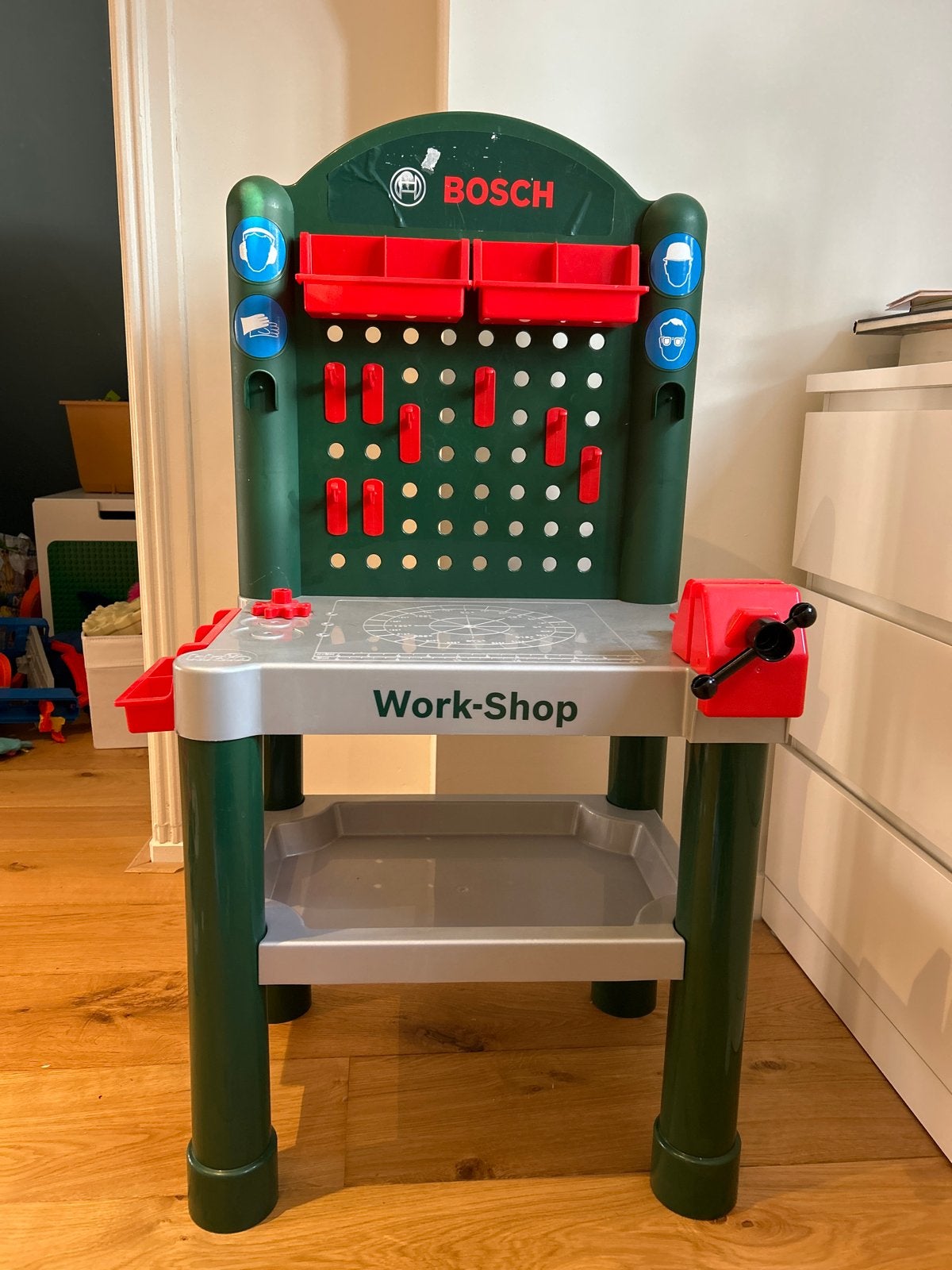 Bosch Werkbank met gereedschap en schroeven, Kinderen en Baby's, Ophalen, Gebruikt, Jongen of Meisje