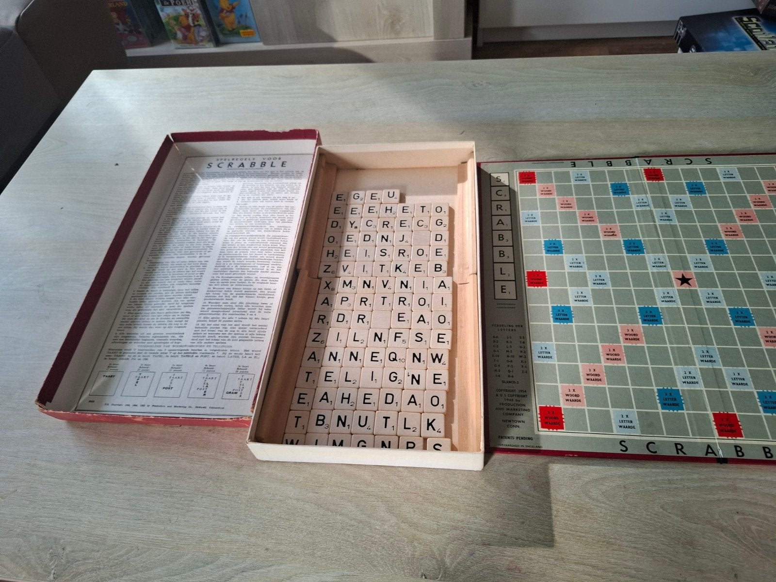Vintage Scrabble Bordspel - Compleet en Goede Staat, Hobby en Vrije tijd, Gezelschapsspellen | Bordspellen, Gebruikt, Info@jw-spear.com