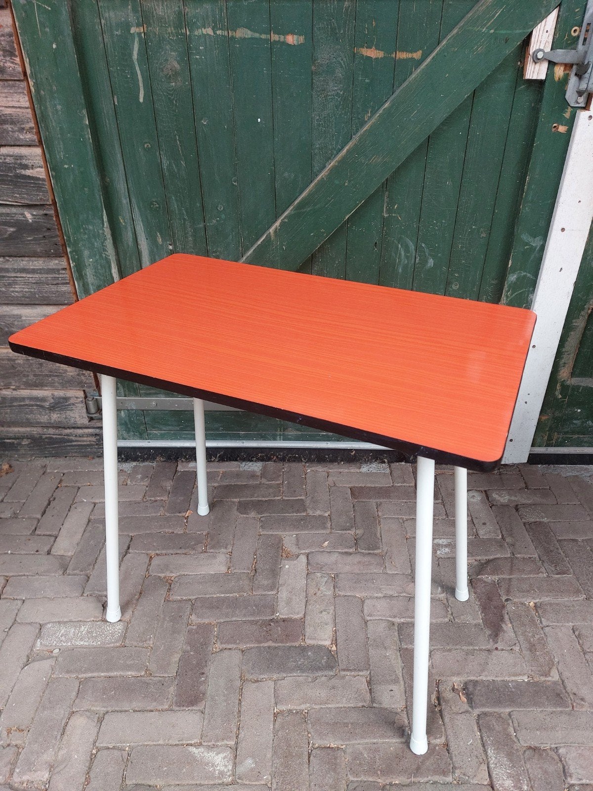 Vintage formica  tafeltje, Huis en Inrichting, Ophalen, Gebruikt, 50 tot 100 cm, 75 – 100
