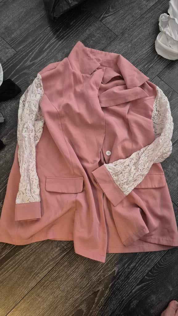 Roze blazer met kanten mouwen, Kleding | Dames, Maat 46/48 (XL) of groter, Ophalen of Verzenden, Jasje, Roze