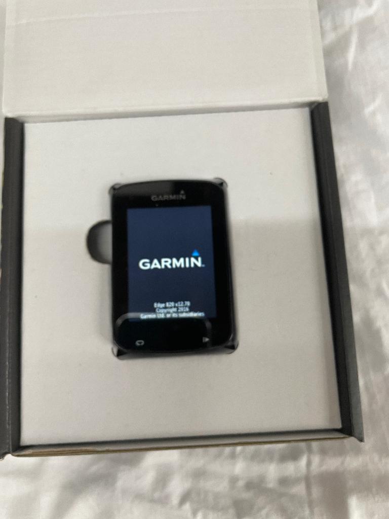 Garmin edge 820 bundel, Fietsen en Brommers, Fietsaccessoires | Fietscomputers, Ophalen, Gebruikt