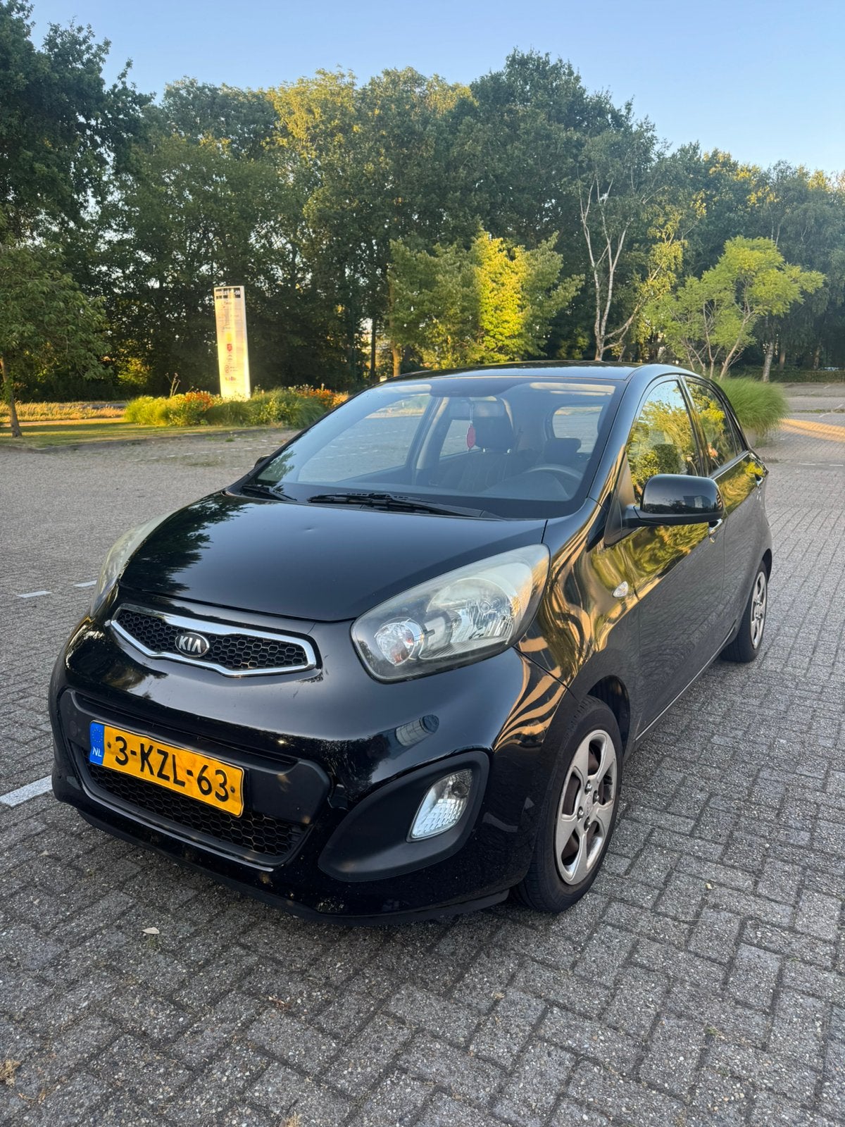 Kia Picanto 1.0 CVVT 2013 | 2e eigenaar, Voorwielaandrijving, 400 kg, Zwart, Origineel Nederlands