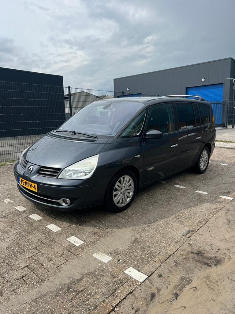 Renault Grand Espace 2.0 DCI 110KW airco 7 peroons nieuw apk, Auto's, 1995 cc, 4 cilinders, 2000 kg, 7 stoelen