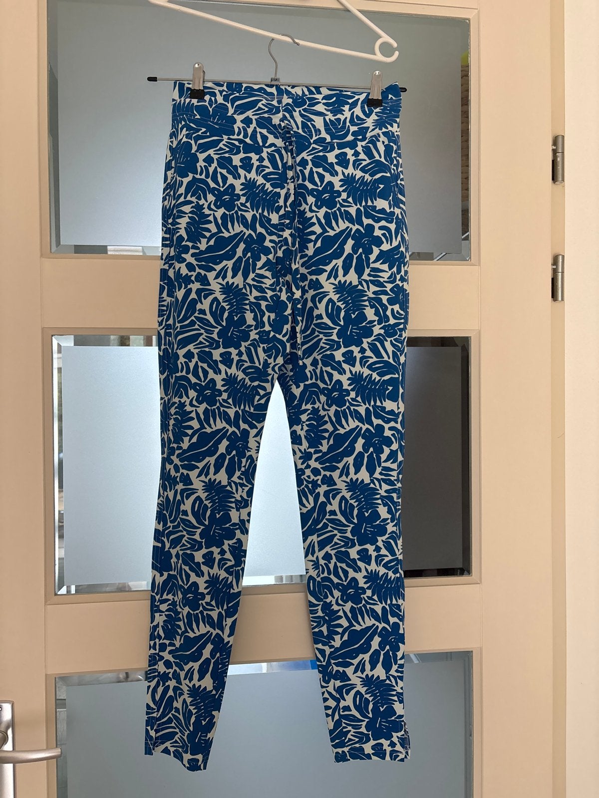 Studio Anneloes broek met blauw-wit bloemenpatroon, Kleding | Dames, Blauw, Ophalen of Verzenden, Zo goed als nieuw, Maat 36 (S)