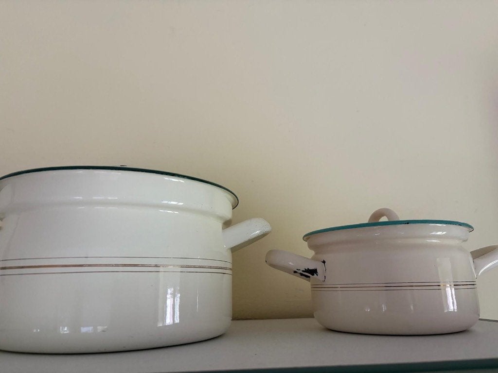 Vintage emaille pannetjes 2 stuks met deksel, Ophalen of Verzenden
