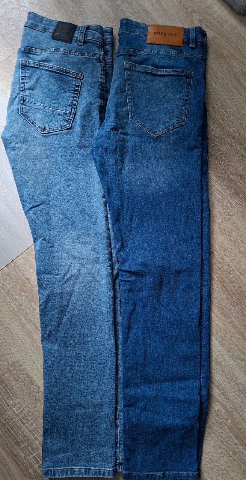 2 spijkerbroeken, Ophalen, Blauw, W32 (confectie 46) of kleiner, Zo goed als nieuw
