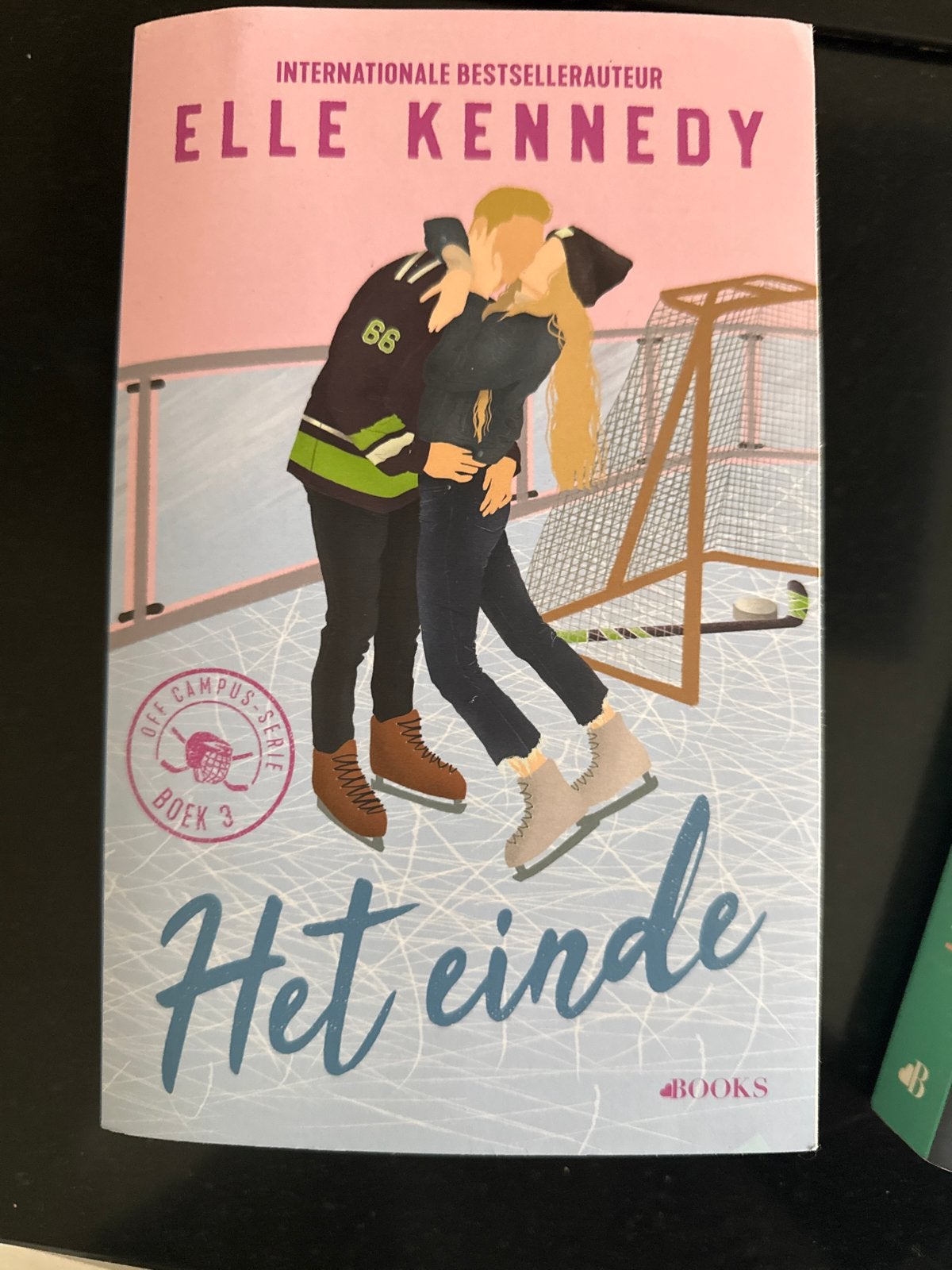 Het einde - Off-Campus Serie Boek 3 - Elle Kennedy, Boeken, Romans, Ophalen of Verzenden, Zo goed als nieuw, Nederland