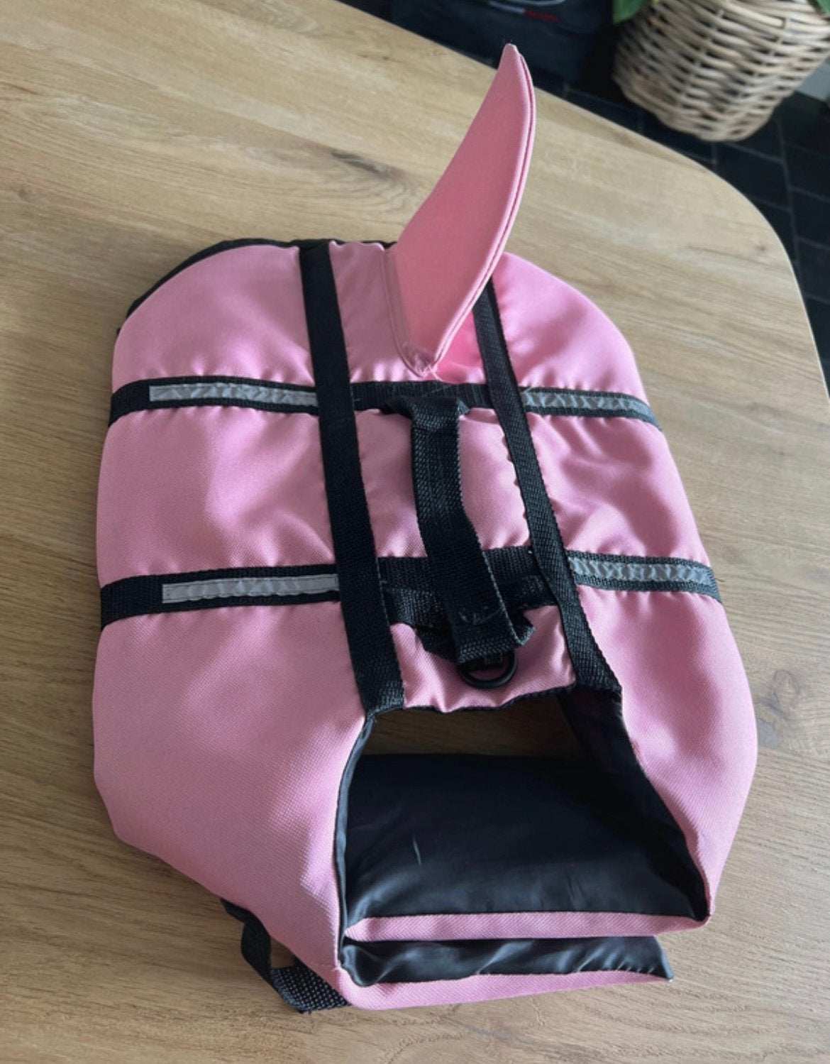 Honden zwemvest maat M. 1 keer kort gedragen, Dieren en Toebehoren, Hondenkleding, Ophalen of Verzenden, Zo goed als nieuw, Hondenjas