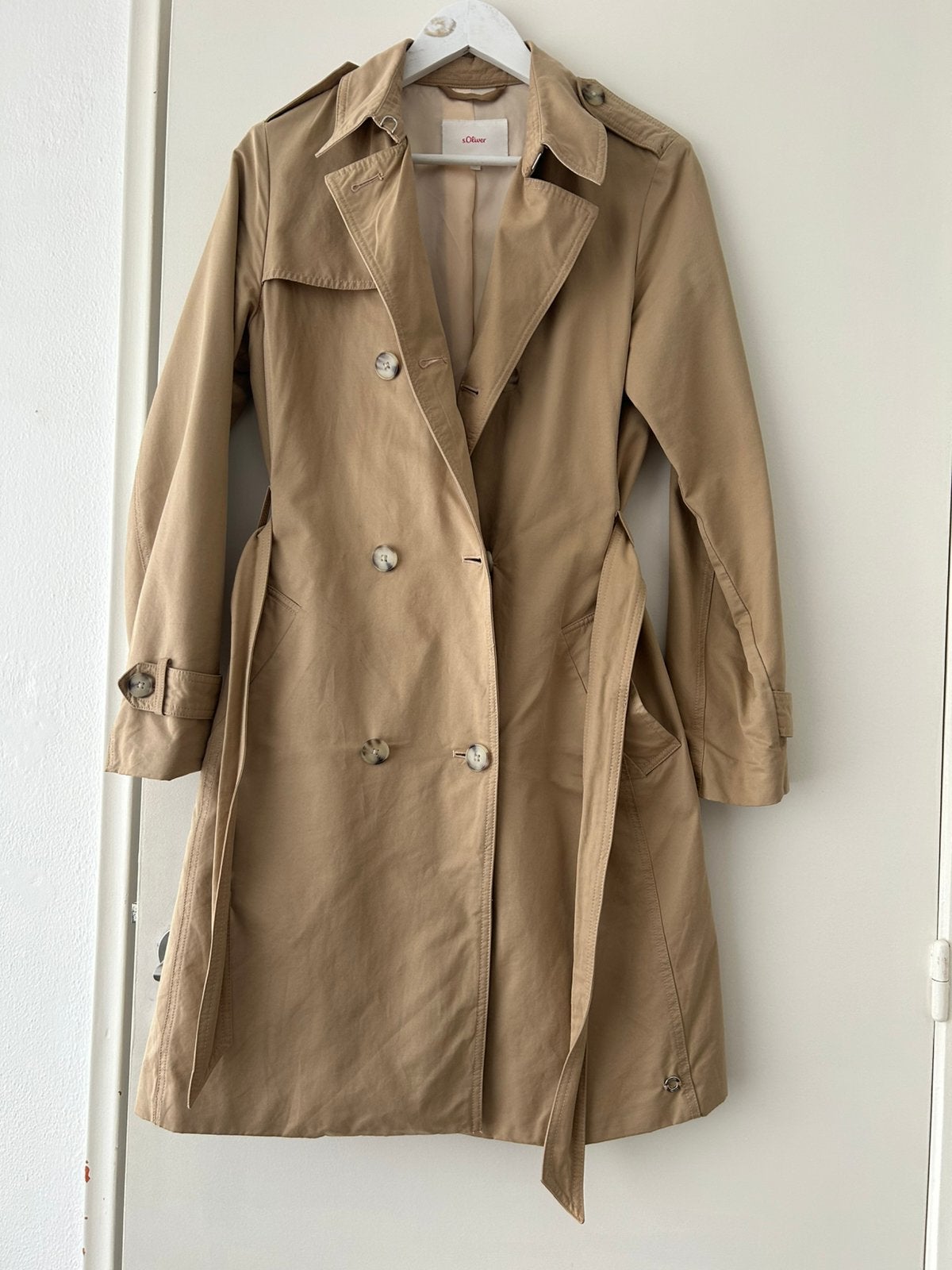 Trenchcoat, Ophalen of Verzenden, Gedragen, Maat 38/40 (M), Beige
