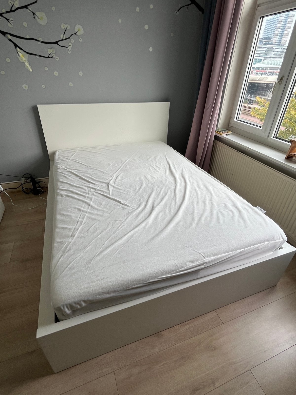IKEA MALM Bed with 2 Storage Drawers and matress - White, Ophalen, Wit, Tweepersoons, Ikea, modern, scandinavian