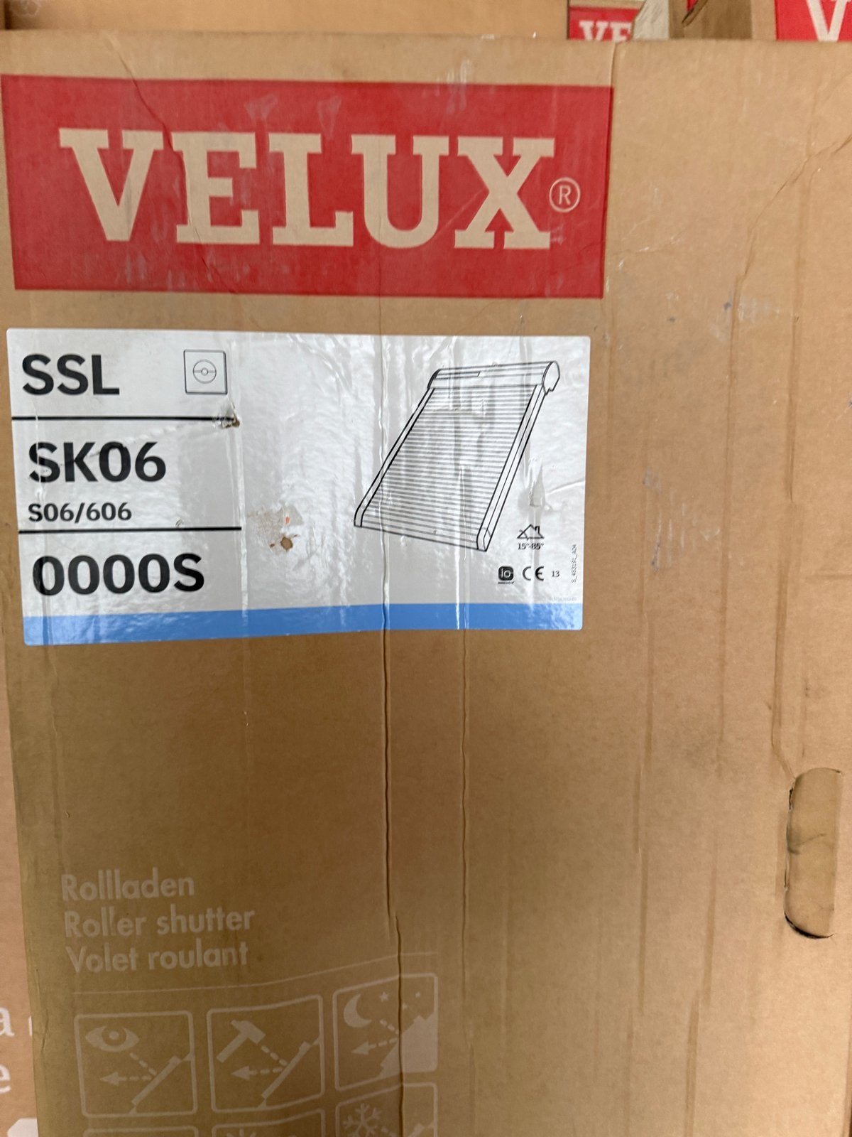 VELUX SSL SK06 SOLAR ROLLUIK – NIEUW IN DOOS!, Doe-het-zelf en Verbouw, Rolluiken, Ophalen, Minder dan 100 cm, 100 tot 150 cm