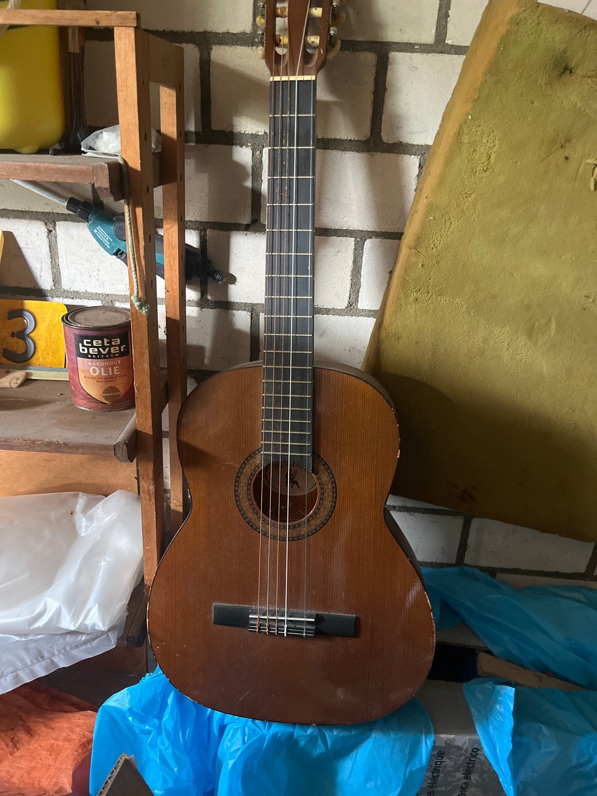 Klassieke gitaar (Puldin uit Bulgarije) - Gebruikt, Ophalen, Gebruikt, Klassieke of Spaanse gitaar