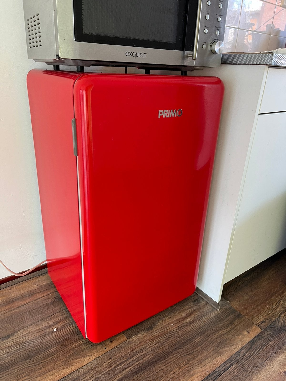 GRATIS Primo koelkast, Ophalen, Minder dan 85 cm, Met vriesvak, Minder dan 75 liter