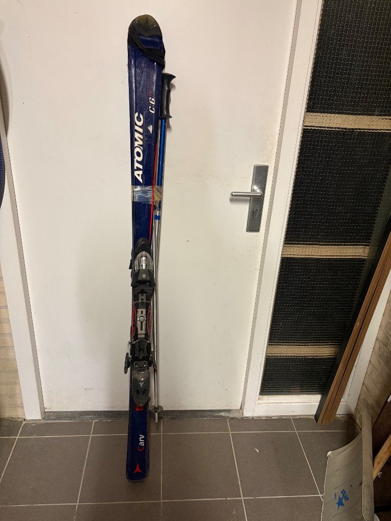 Atomic Skies met head stokken, Ophalen, 160 tot 180 cm, Gebruikt, Carve