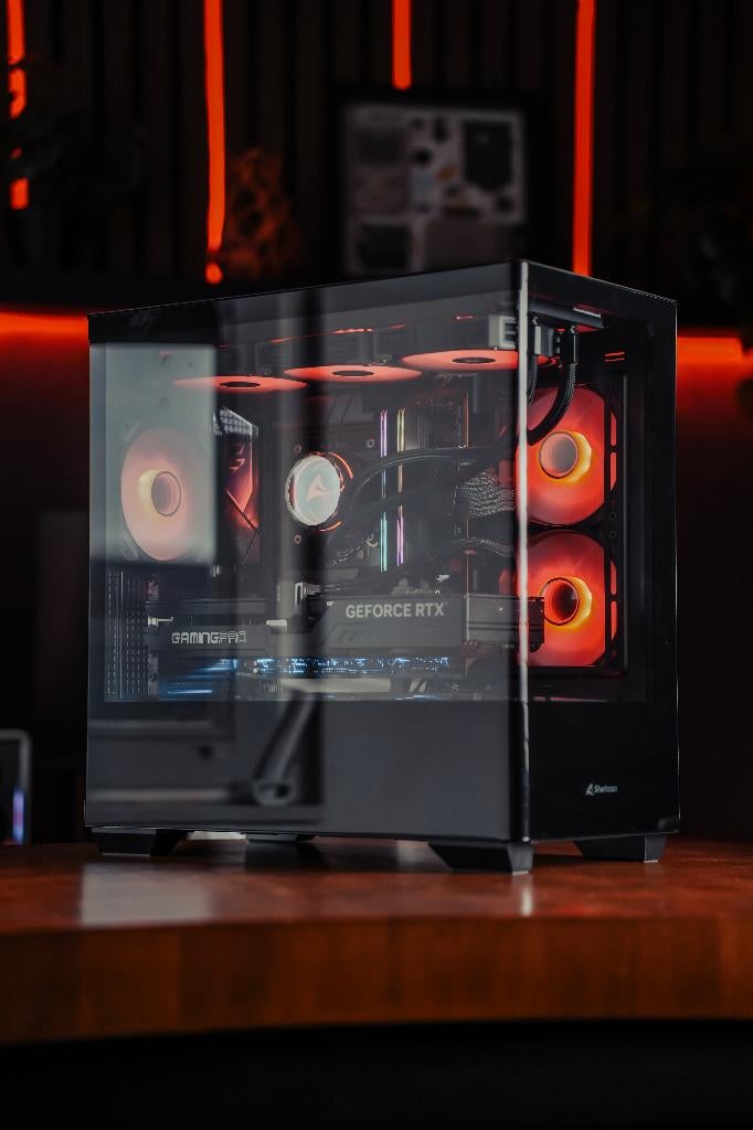 Sharkoon Elite Shark CM100, Computers en Software, Computerbehuizingen, Ophalen of Verzenden, Zo goed als nieuw