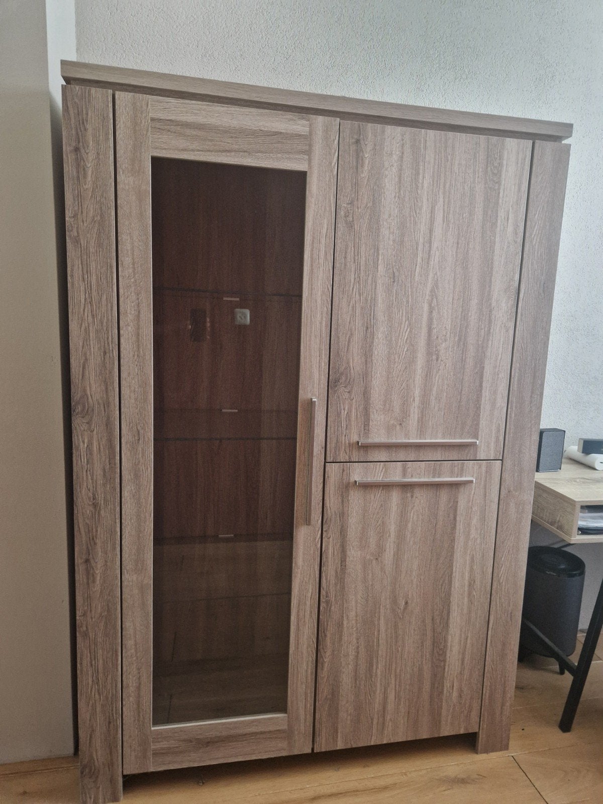 Vitrinekast met glas en deuren, Ophalen, Met deur(en), 100 tot 150 cm, Glas