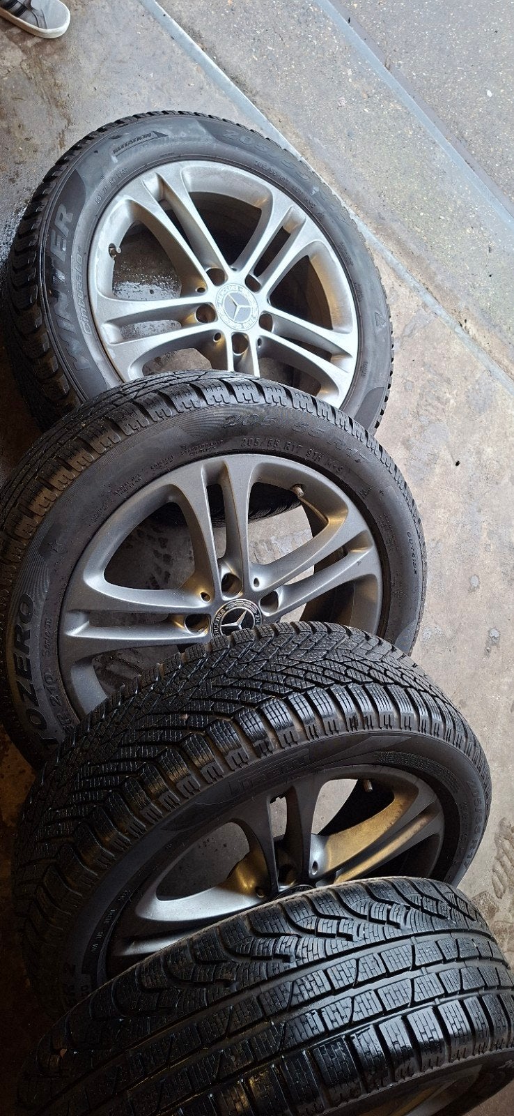 Mercedes-Benz 17 inch winterbanden met velgen, Auto-onderdelen, Ophalen, Gebruikt, Banden en Velgen, 17 inch