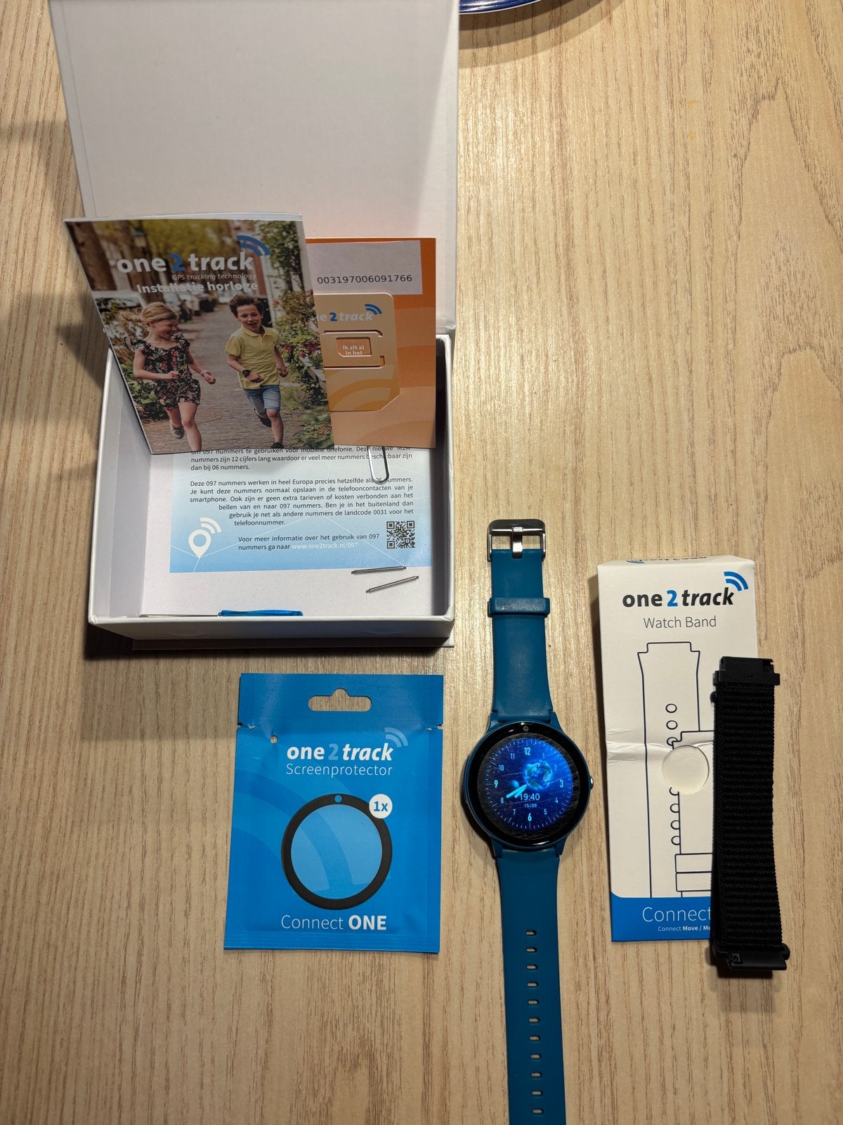 One2track Connect One GPS Smartwatch Blauw + Extra's, Ophalen of Verzenden, GPS, Zo goed als nieuw, Blauw