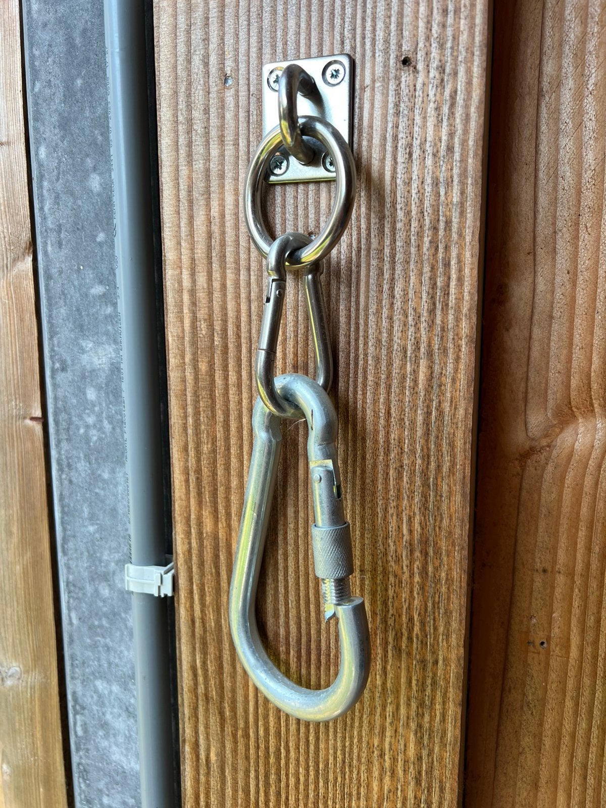 2 zeer grote karabijnhaken met hangmat bevestiging, Ophalen, Zo goed als nieuw