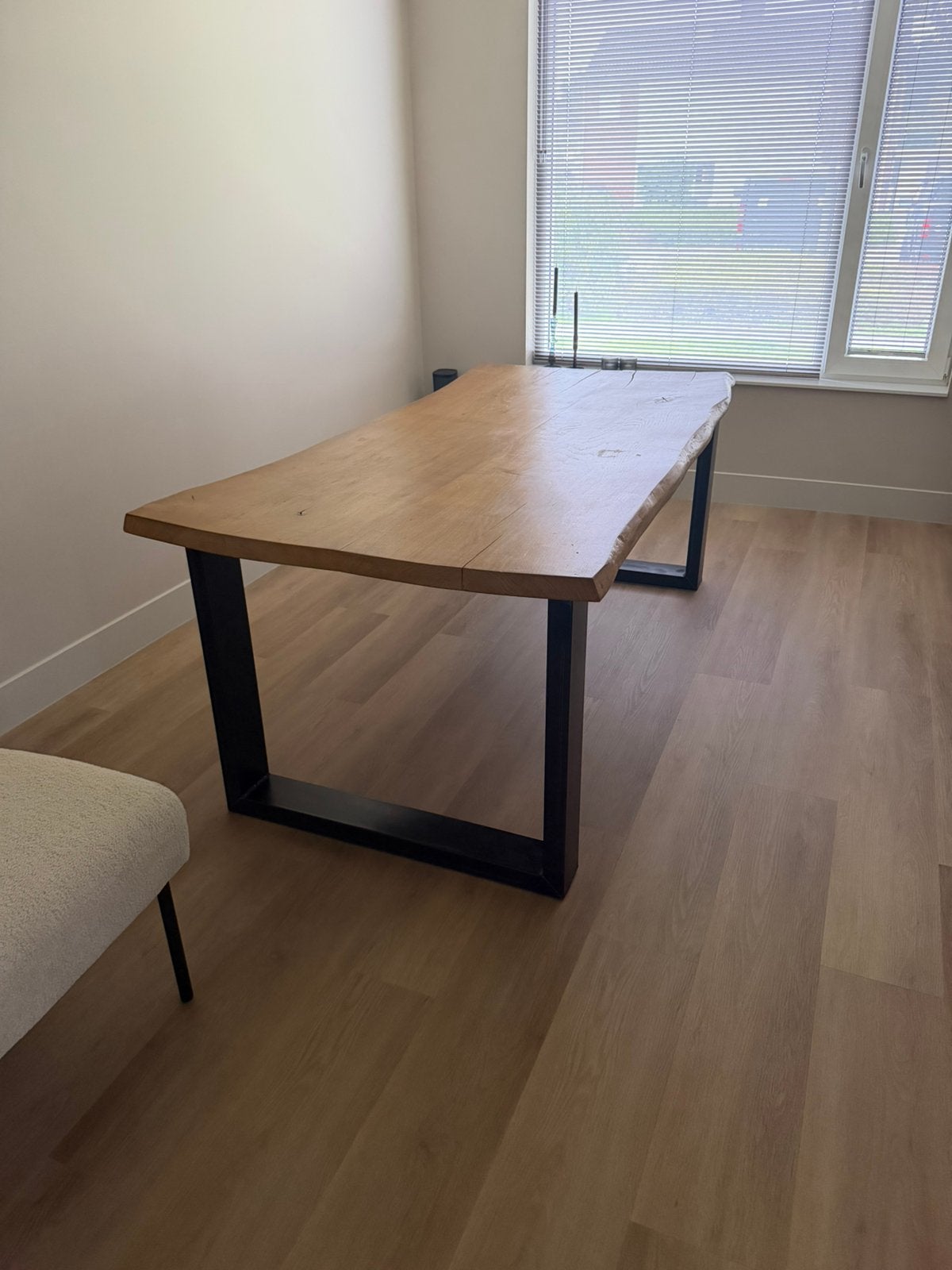 Massief eiken eettafel 203x100 cm – 4,5 cm dik – staal