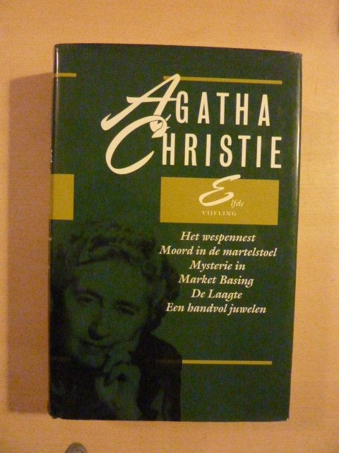 Agatha Christie - Elfde vijfling, Ophalen of Verzenden, Zo goed als nieuw