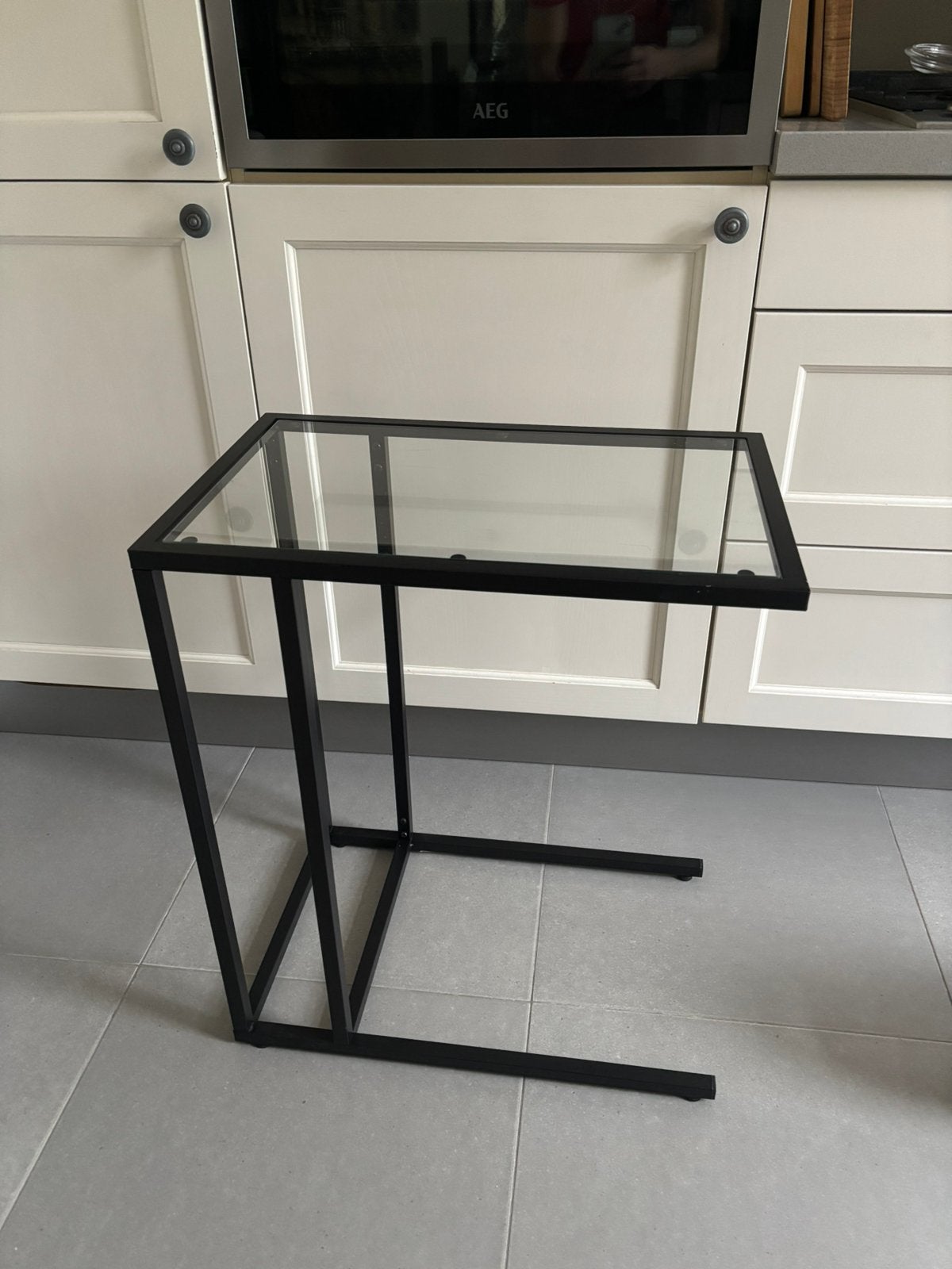 IKEA Bijzettafel glazen blad, Ophalen, Zo goed als nieuw