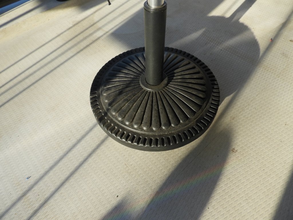 Grote parasol op verrijdbare voet met regenhoes, Ophalen, Kantelbaar, 2 tot 3 meter, Zo goed als nieuw