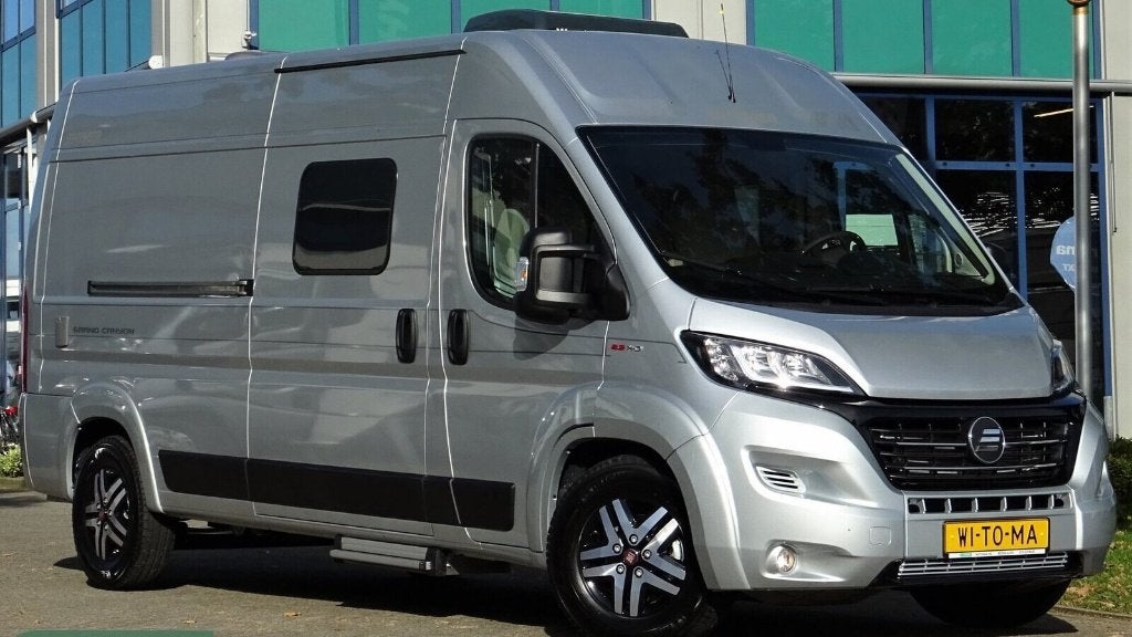 Hymer zijwindschermen raamspoilers donker getint pasvorm, Ophalen of Verzenden, Nieuw