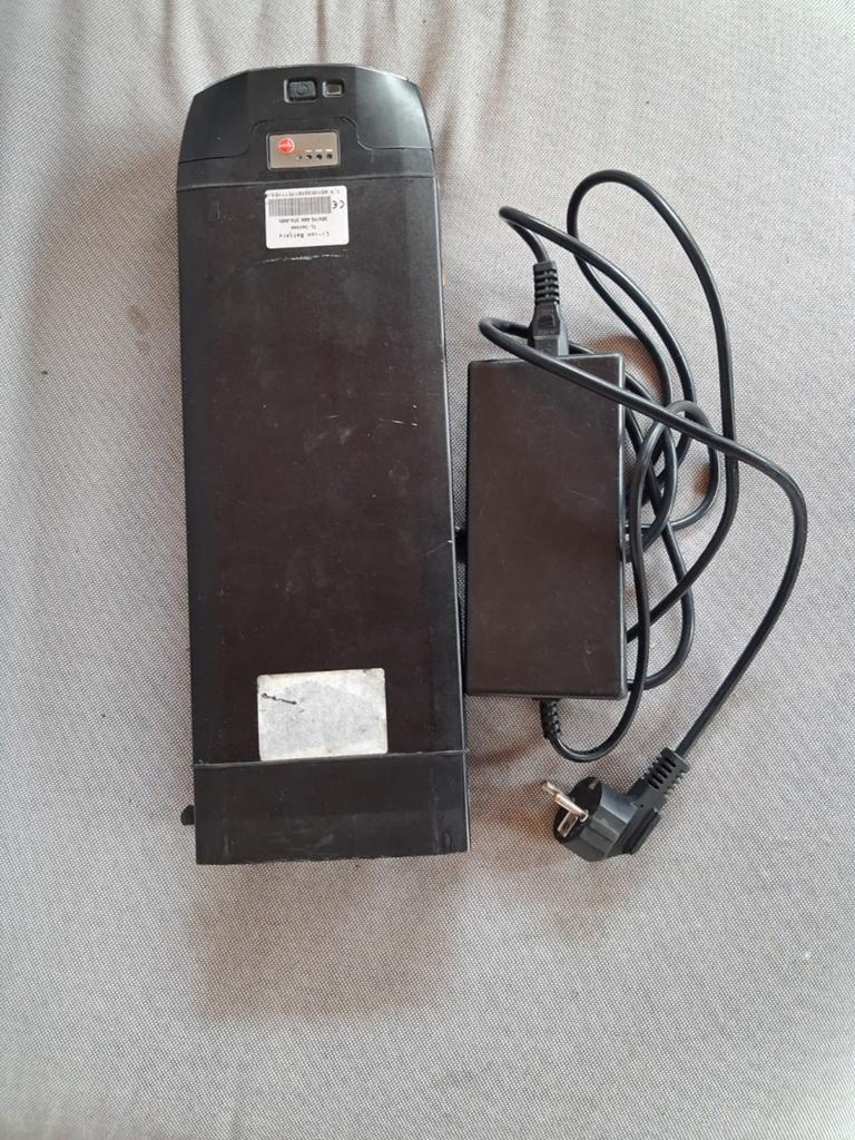 Fietsaccu TL-36104A 36V / 10.4AH incl./excl. lader, Fietsen en Brommers, Fietsaccessoires | Fietsaccu's, Ophalen of Verzenden