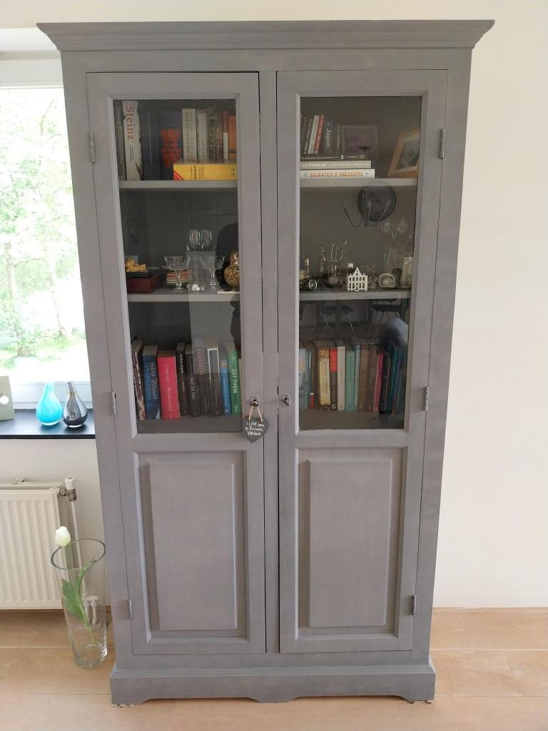 Prachtige houten vitrinekast -Greywash, Ophalen, Gebruikt, 100 tot 150 cm, 200 cm of meer