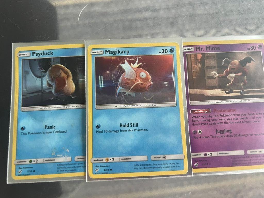 3 kaarten van de detective pikachu film, Ophalen of Verzenden, Gebruikt, Meerdere kaarten, Foil